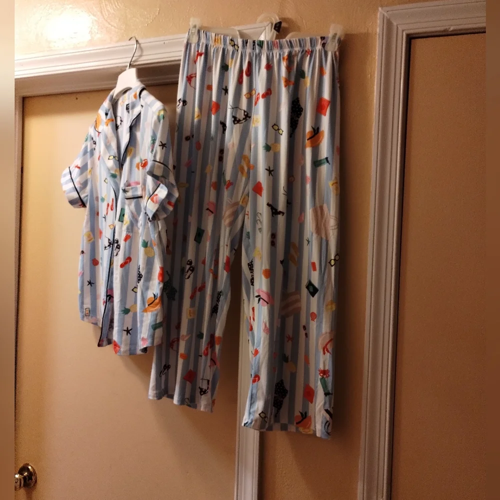 Kate Spade PJ'S - Picture 5 of 5